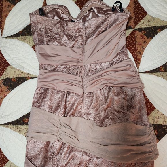 Great Condition!! Beautiful Woman Strapless Rose Gold Short Dress Size S - Picture 3 of 6